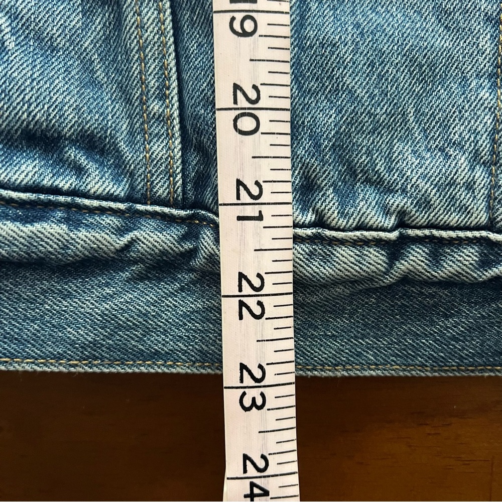 ❌ SOLD ❌ Levi’s Ex-Boyfriend Sherpa Trucker Jacket - Picture 8 of 11